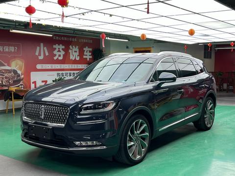 Lincoln Nautilus 2021