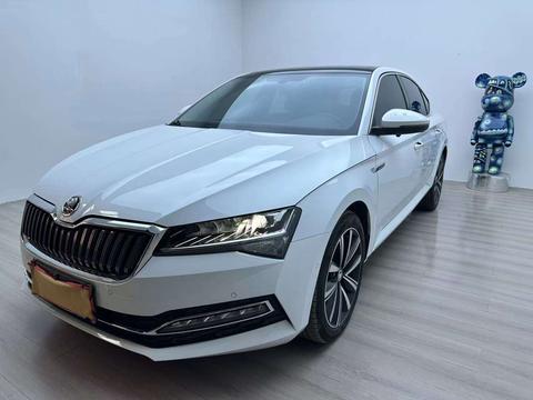 Skoda Superb 2023