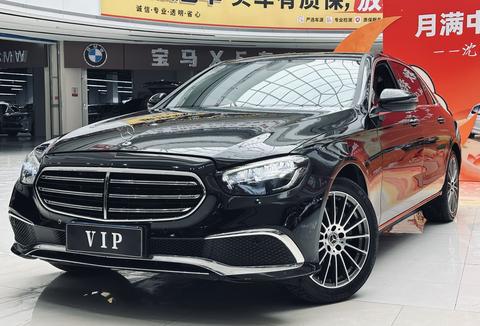 Mercedes-Benz E-Class 2022