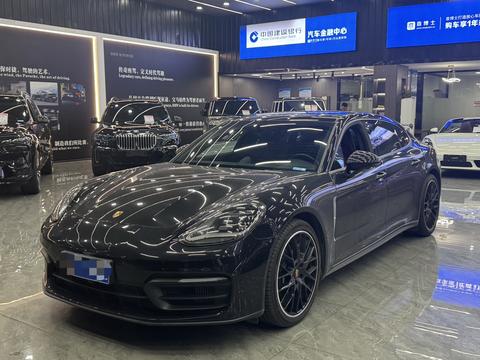 Porsche Panamera 2023