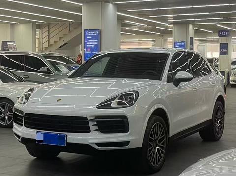 Porsche Cayenne 2022