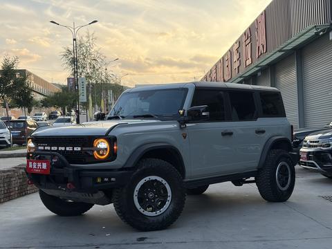 Ford Bronco 2024