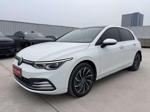 Volkswagen Golf 2021