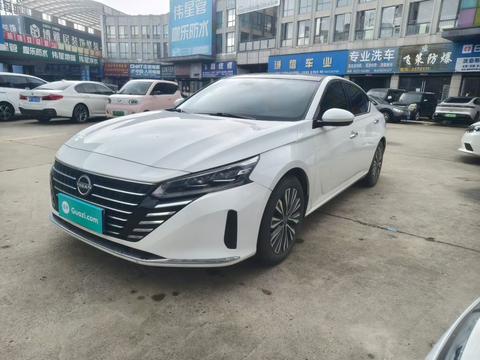 Nissan Teana 2024
