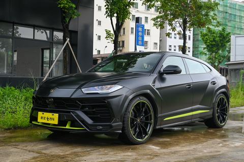 Lamborghini Urus 2021