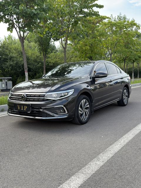 Volkswagen Bora 2023