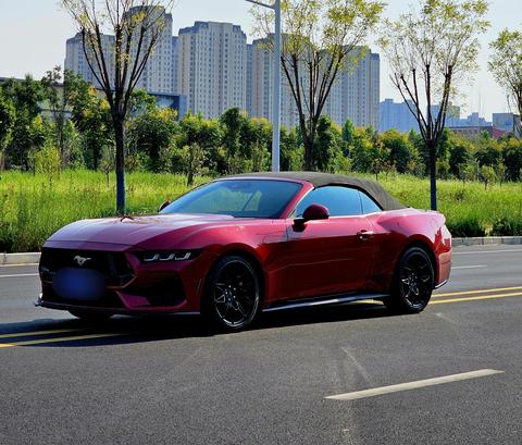 Ford Mustang 2024