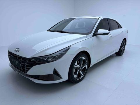 Hyundai Elantra 2022