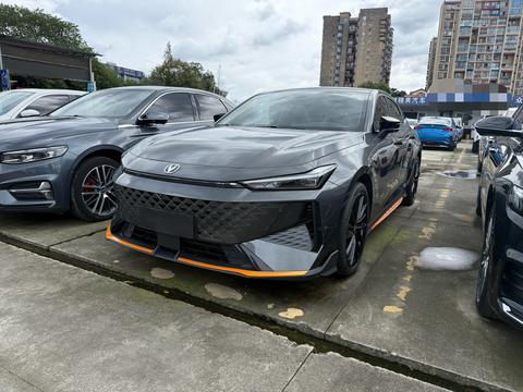 Changan UNI-V 2024