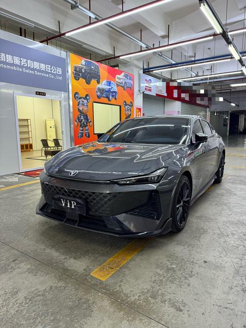 Changan UNI-V 2024