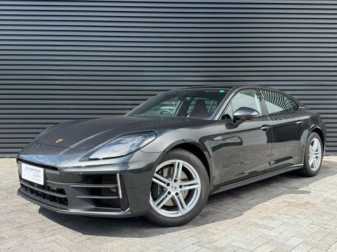 Porsche Panamera 2024