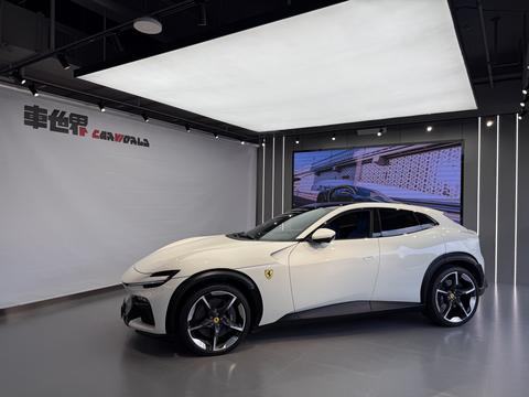 Ferrari Purosangue 2022