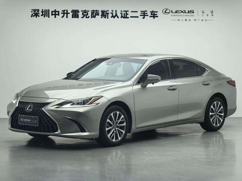 Lexus ES 2021