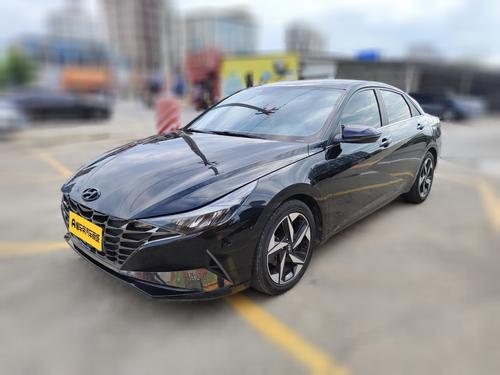 Hyundai Elantra 2022