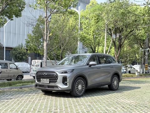 Chery Tiggo 8L 2024