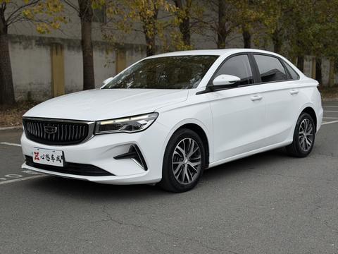 Geely Emgrand 2022