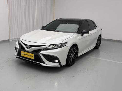 Toyota Camry 2019–2026