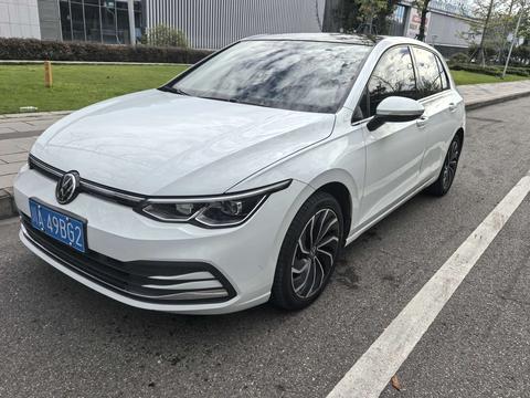 Volkswagen Golf 2021