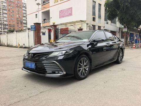 Toyota Camry 2021