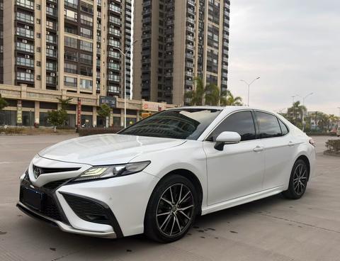 Toyota Camry 2022
