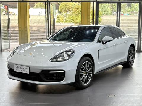 Porsche Panamera 2022