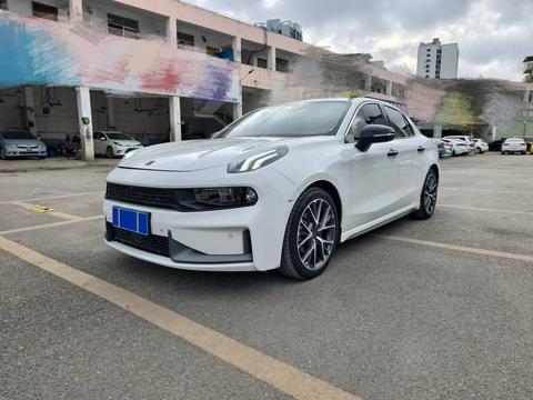 Lynk & Co 03 2022