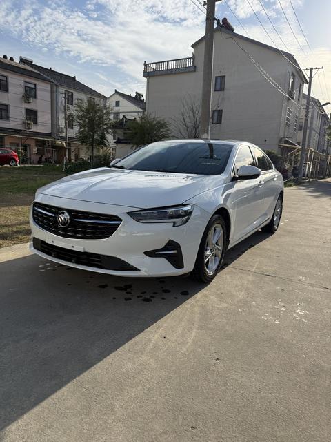Buick Regal 2021