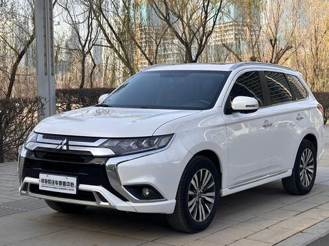 Mitsubishi Outlander 2021