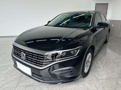 Volkswagen Passat 2023