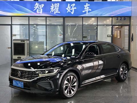 Volkswagen Passat 2024