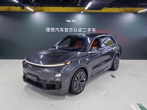 Li Auto L8 2025