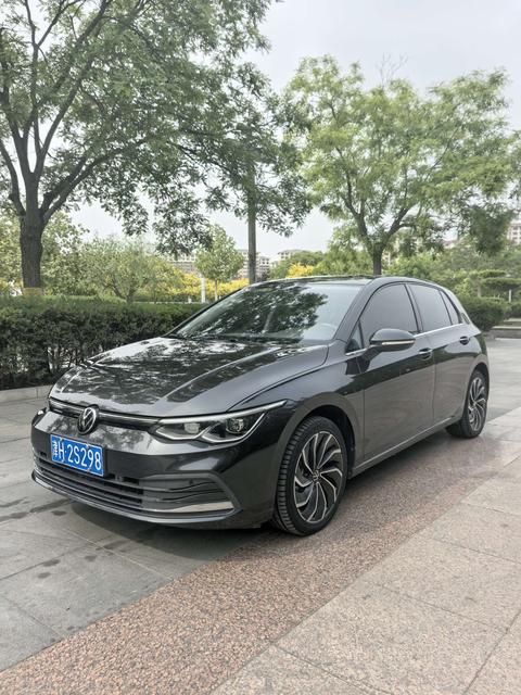 Volkswagen Golf 2023