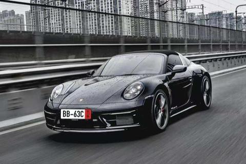 Porsche 911 2023
