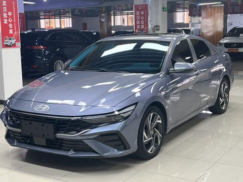 Hyundai Elantra 2023