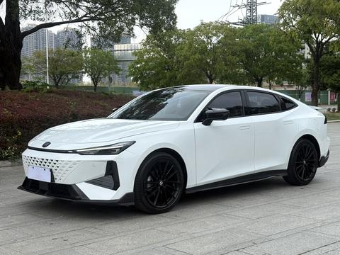 Changan UNI-V 2024