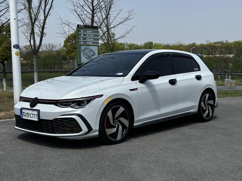 Volkswagen Golf GTI 2021