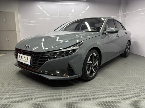 Hyundai Elantra 2022