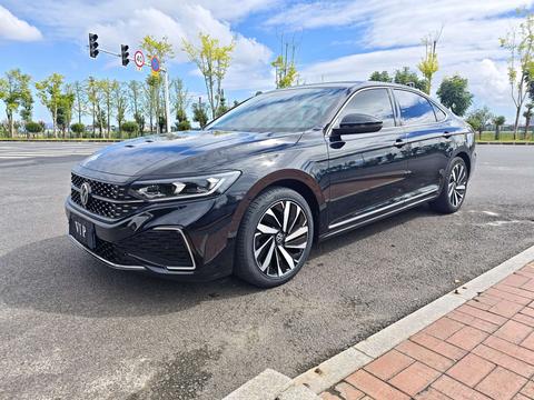 Volkswagen Passat 2022