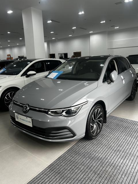 Volkswagen Golf 2021