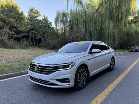 Volkswagen Sagitar 2022