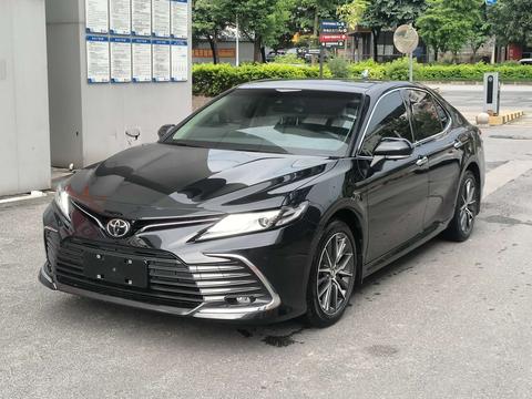 Toyota Camry 2021