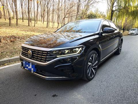 Volkswagen Passat 2022