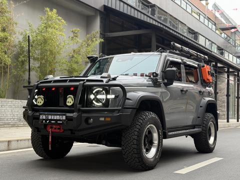 Tank 300 2022