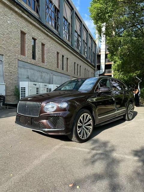Bentley Bentayga 2023