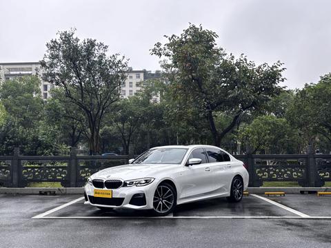BMW 3 Series 2022