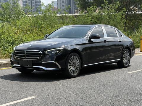Mercedes-Benz E-Class 2022