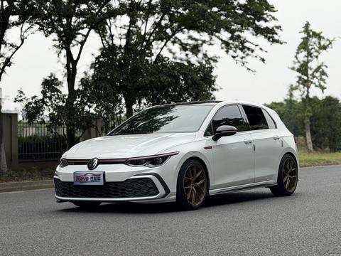 Volkswagen Golf GTI 2021