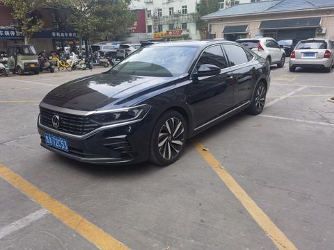 Volkswagen Passat 2022