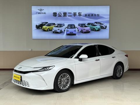 Toyota Camry 2024
