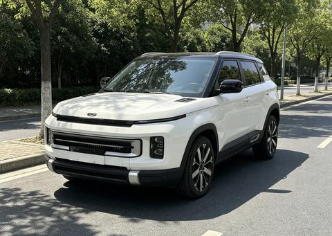 Geely Icon 2022